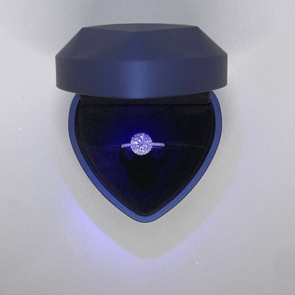 Moissanite Diamond Ring Halo Brilliant 925 Silver 1 Ct Round Cut Size 7 - Picture 5 of 10